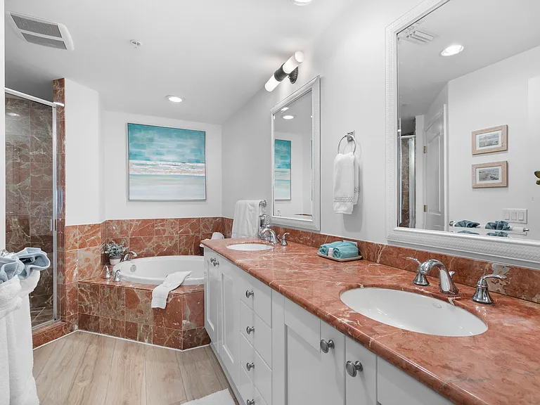 1055 Sandpiper St #H-202 — Photo 16