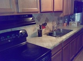 304 Elm Ln, Tampa, FL 33610
