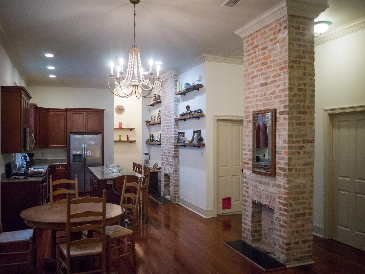 3 bed, 1665 sqft, $1,900 — Photo 1