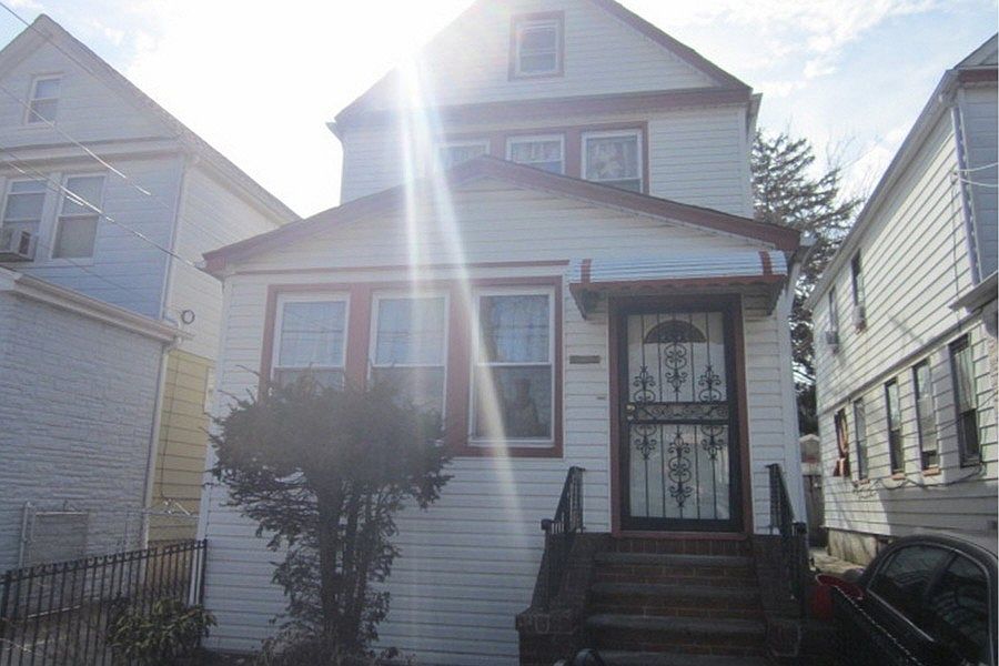 1st image of 11136 169th St