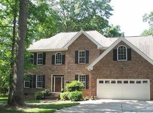 100 Benning Cir, Clayton, NC 27527