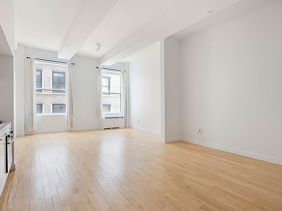 3rd image of 15 Broad St APT 1222