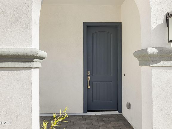 2nd image of 1746 E QUESTA Drive