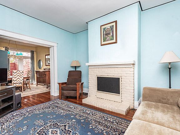 4th image of 1926 Deer Park Ave