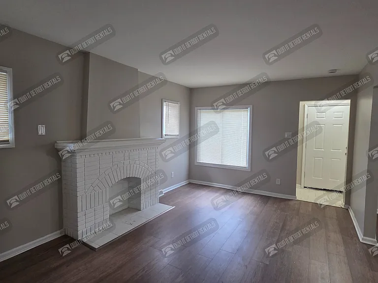 15765 Ward St — Photo 5