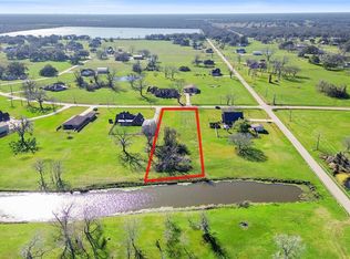 819 Mill Rd, Angleton, TX 77515