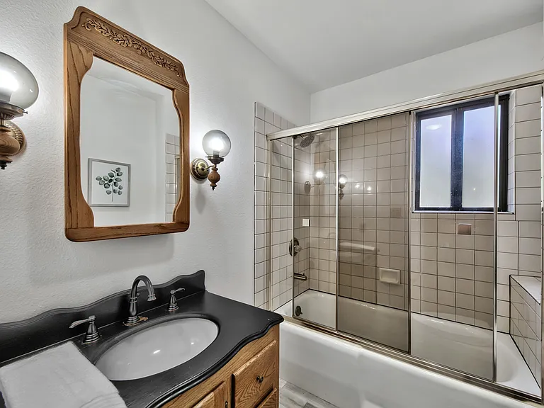 1320 Squaw Rock Trl — Photo 16