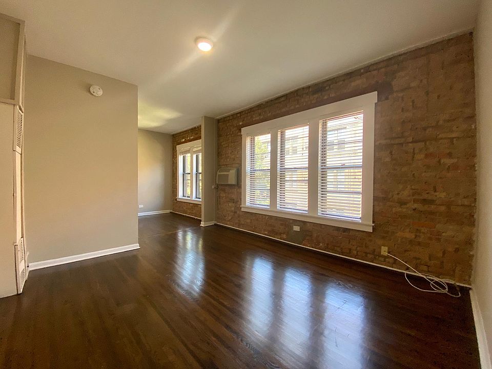 1st image of 3425 N Elaine Pl #52S