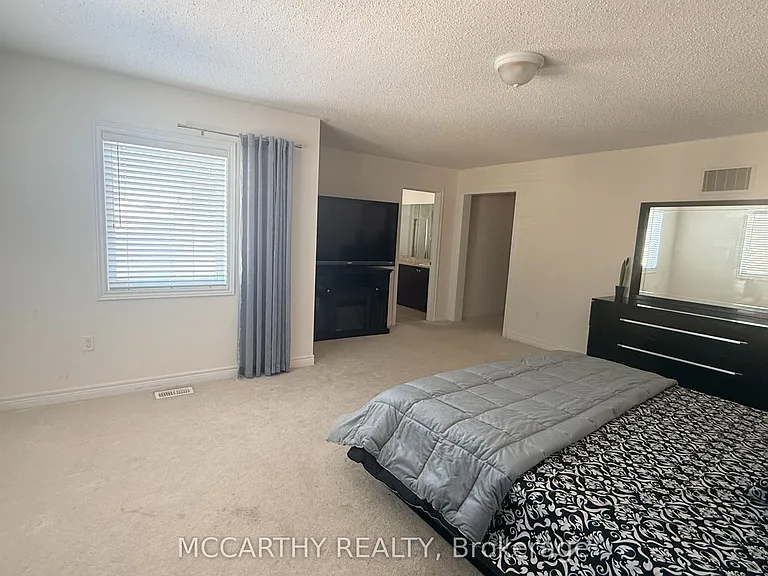124 Johnson Dr — Photo 30
