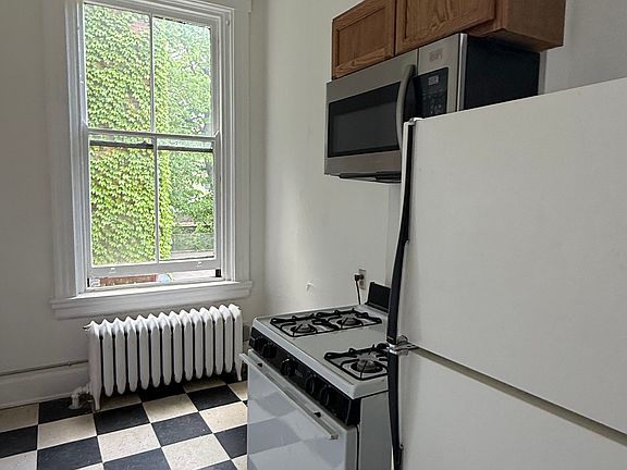 2nd image of 1604 Chase Ave APT 3