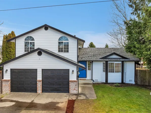 2205 65th Avenue NE, Tacoma, WA 98422