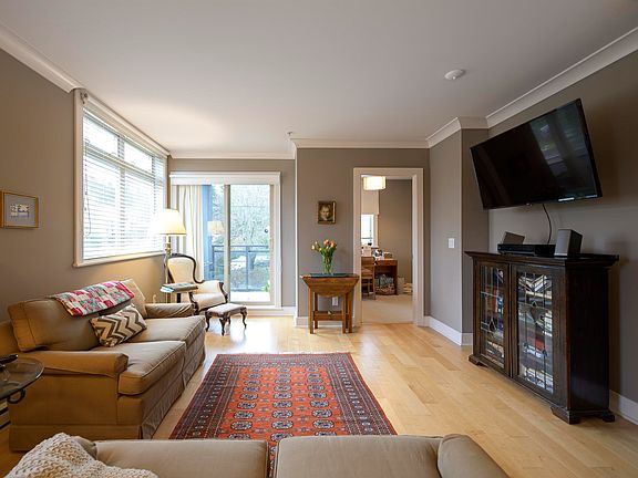 3rd image of 5599 14b Ave #201