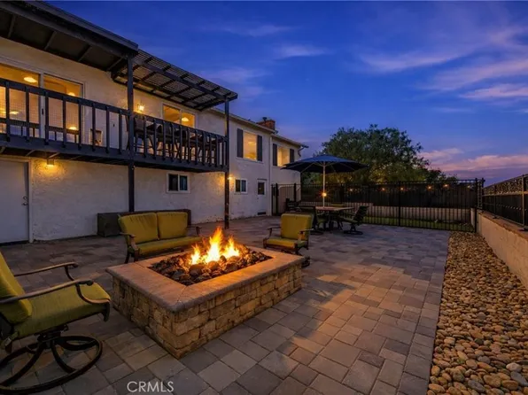 1864 Winterwarm Dr, Fallbrook, CA 92028