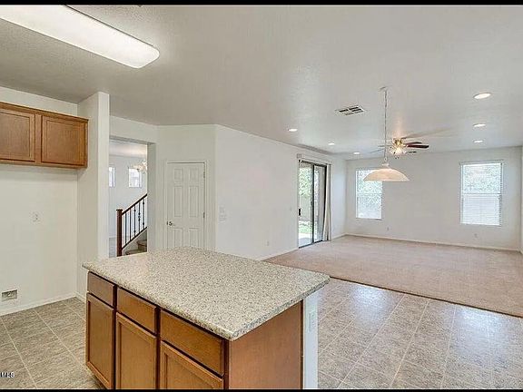 3rd image of 4075 E Bellerive Dr