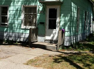 1136 Chestnut St, Muskegon, MI 49442