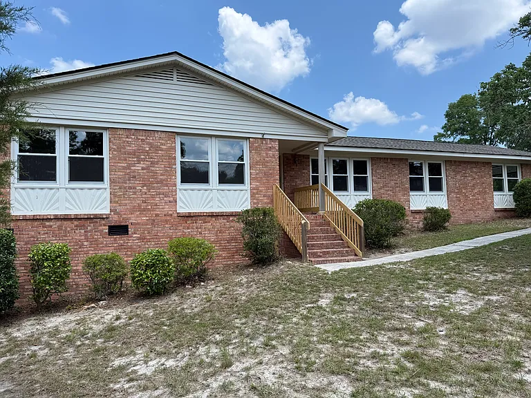 167 Saint Mark Dr — Photo 1