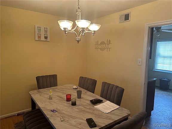 5th image of 3417 Chalfont Dr