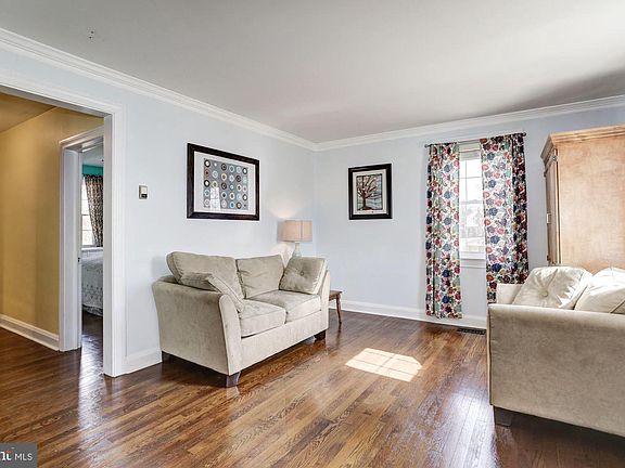2nd image of 2508 Taylor Ave