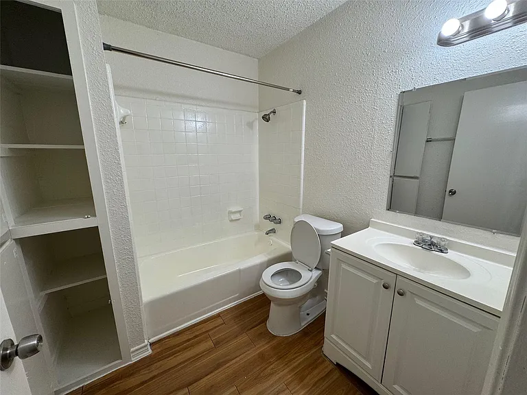 4902 W Wind Trl #101 — Photo 14