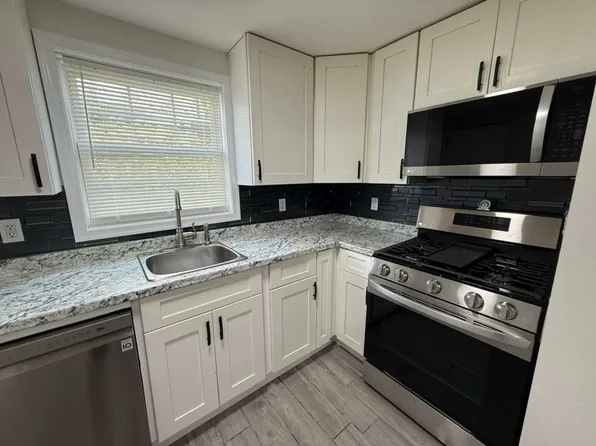 1461 N Hobart St, Philadelphia, PA 19131