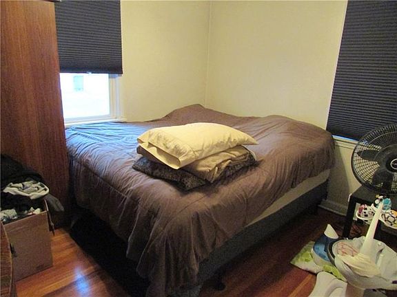 5th image of 205 Worthington Ave