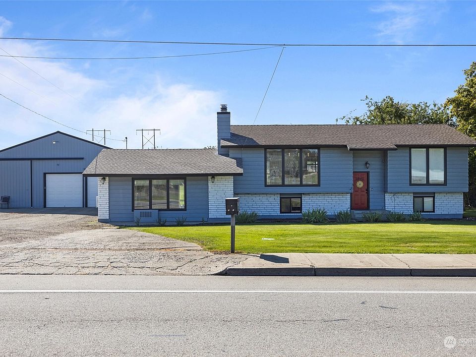 1st image of 15306 E Wellesley Avenue