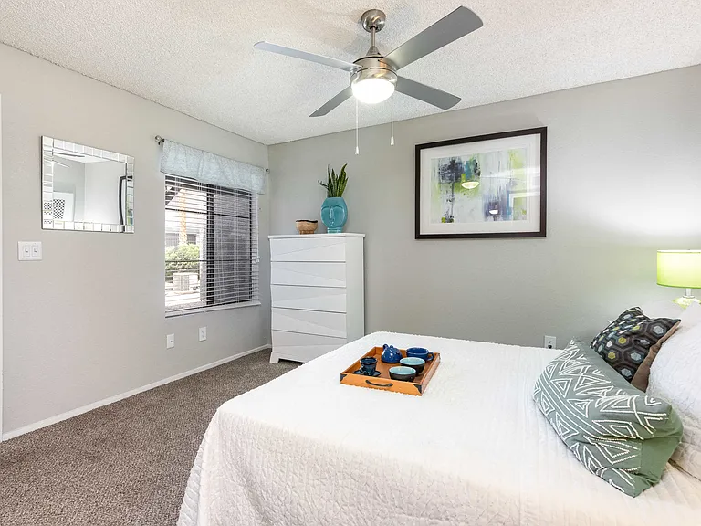 Boulevard at 4201 Apartments — Photo 16