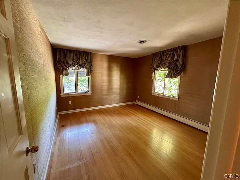 112 Old Farm Rd — Photo 17