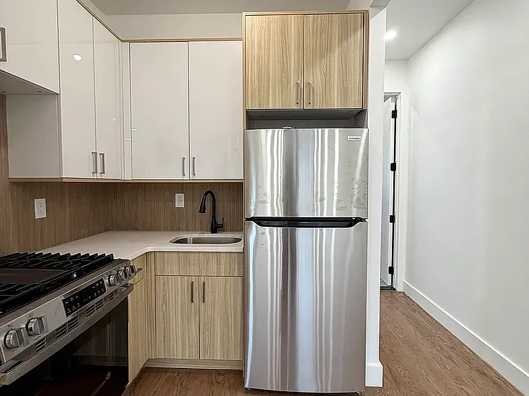 89 Veronica Pl #3D — Photo 3