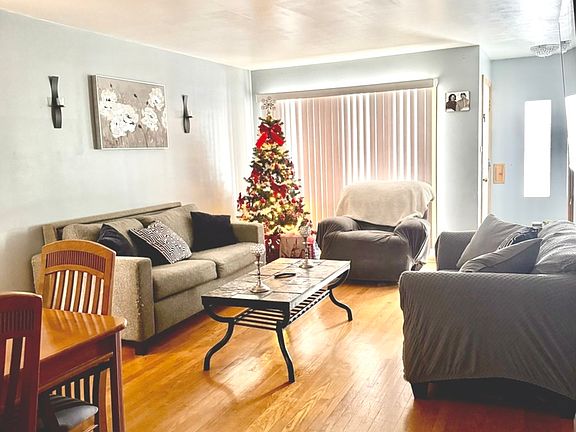 4th image of 8416 S Kenneth Ave