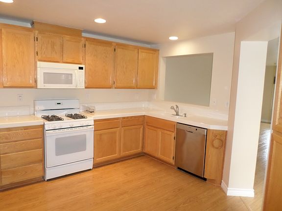 2nd image of 5005 Golondrina Way Unit 69