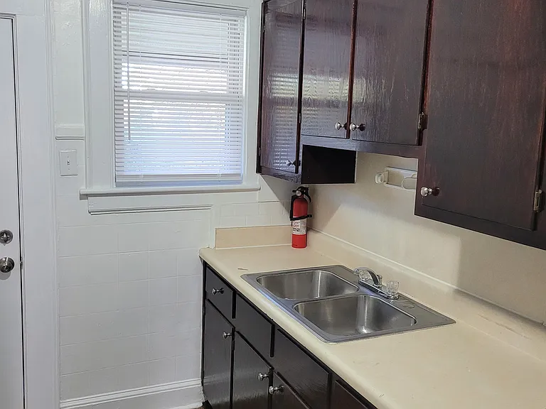 1 Brierdale Pl #3 — Photo 9