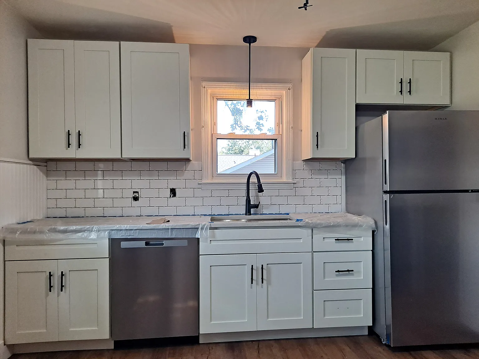 2 bed, 800 sqft, $1,400 — Photo 2
