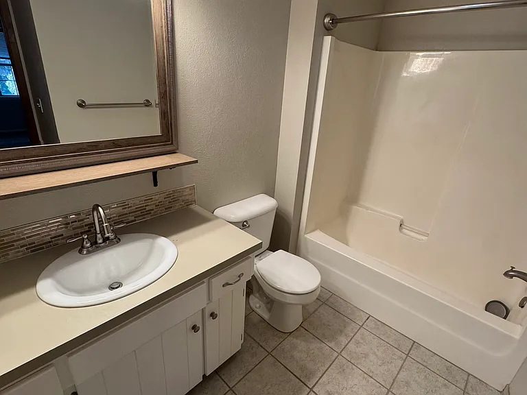 3134 S Gekeler Ln — Photo 10