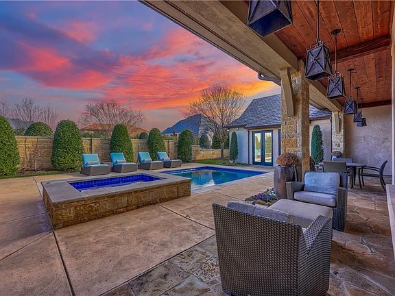 4th image of 15021 Laurin Ln