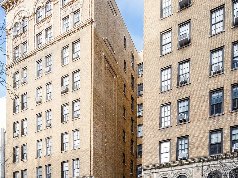 55 W 11th St #3F — Photo 4