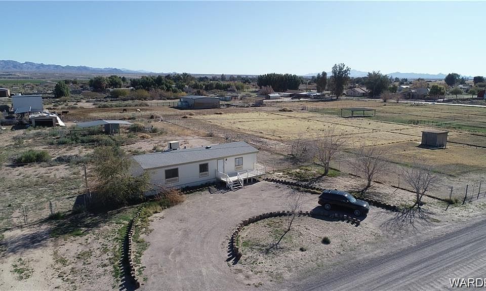 1st image of 8854 S Calle Del Media