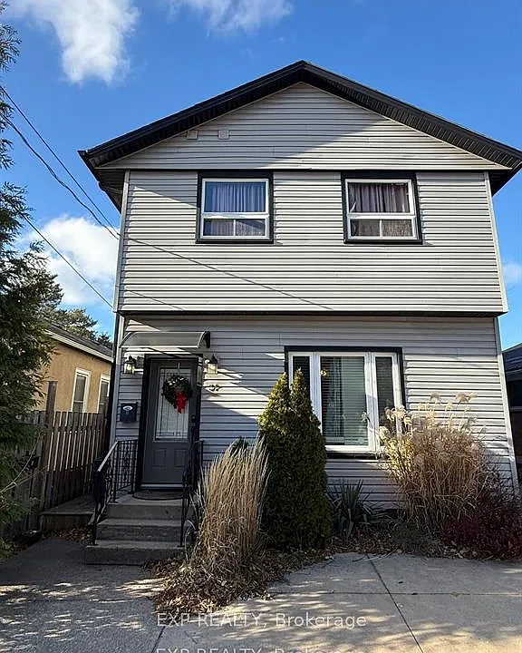 31 Raymond St #1