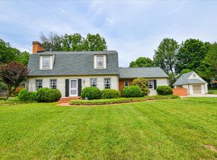 6629 Meadewood Dr, Roanoke, VA