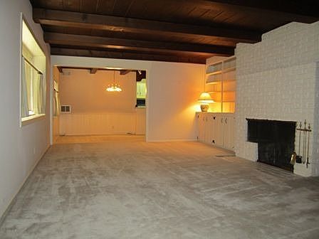 4th image of 4824 Topanga Canyon Blvd