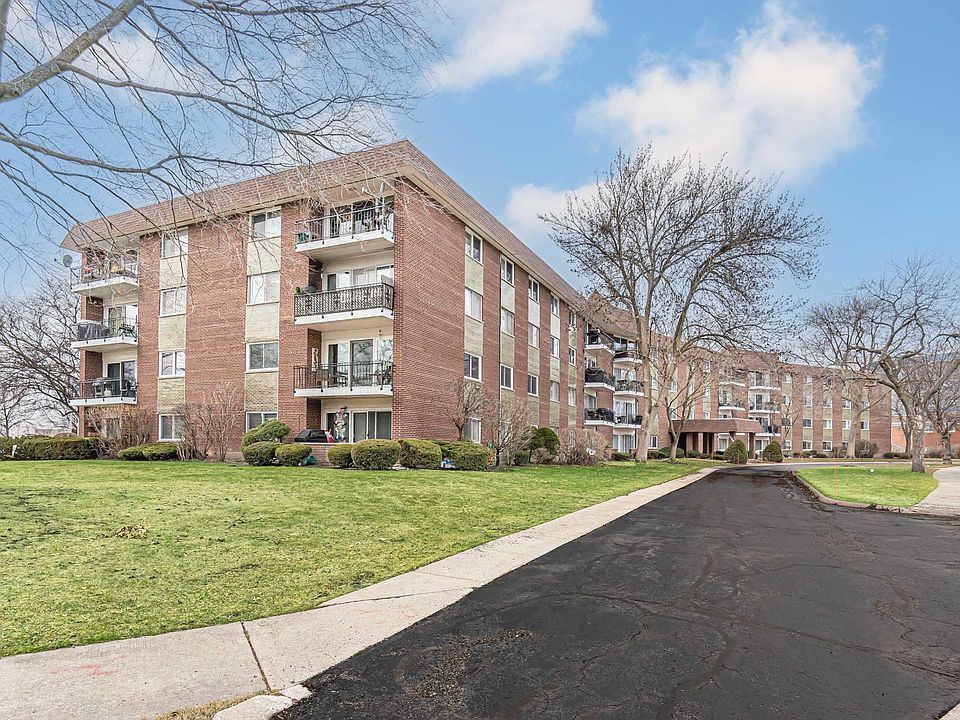 1st image of 1030 S Fernandez Ave APT 3C