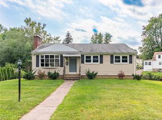 506 Woodbridge St, Manchester, CT 06042