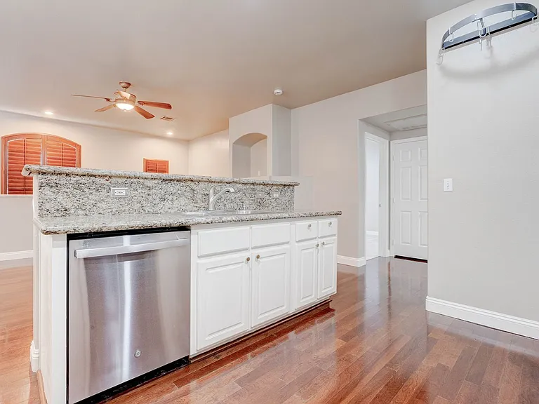 10001 Crimson Palisades Pl #202 — Photo 10