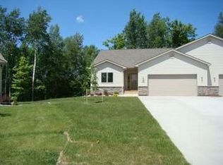 1216 Butternut Ave, Duluth, MN 55811