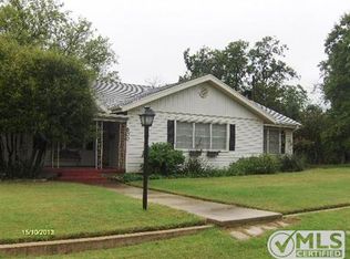 600 W Wrights Ave, Comanche, TX 76442