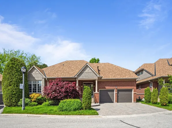 2130 Dickson Rd #10, Mississauga, ON L5B 1Y6