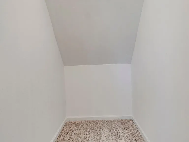 9108 Eager Rd — Photo 12