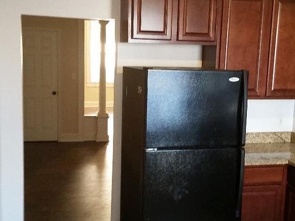 kitchen looking to dining room