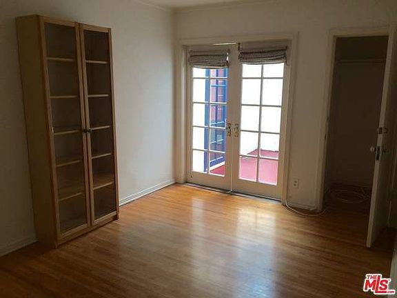 4th image of 6215 Scenic Ave