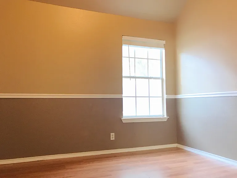1307 Mesquite Rd — Photo 6